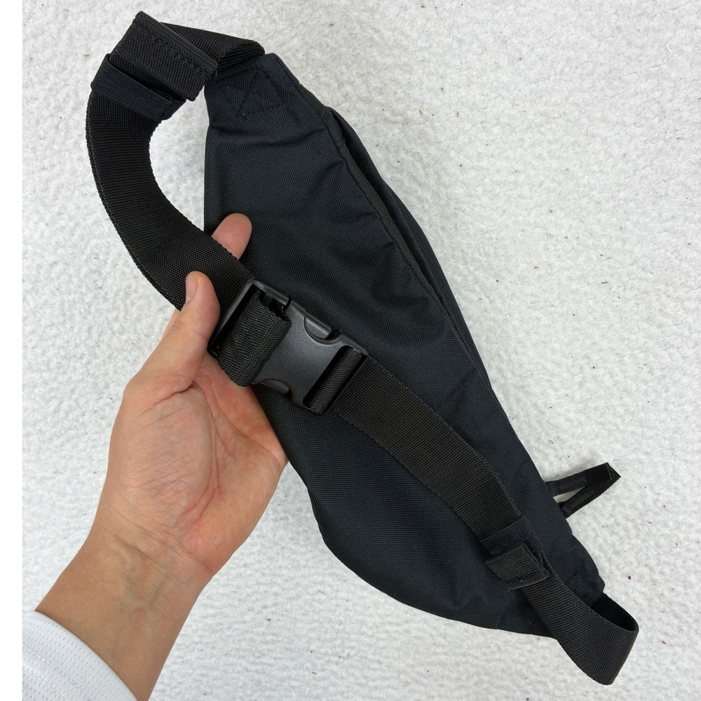 Nike Hip Pack Fanny Pack Black White Waist Bag Travel Adjustable Strap Casual - Picture 3 of 9